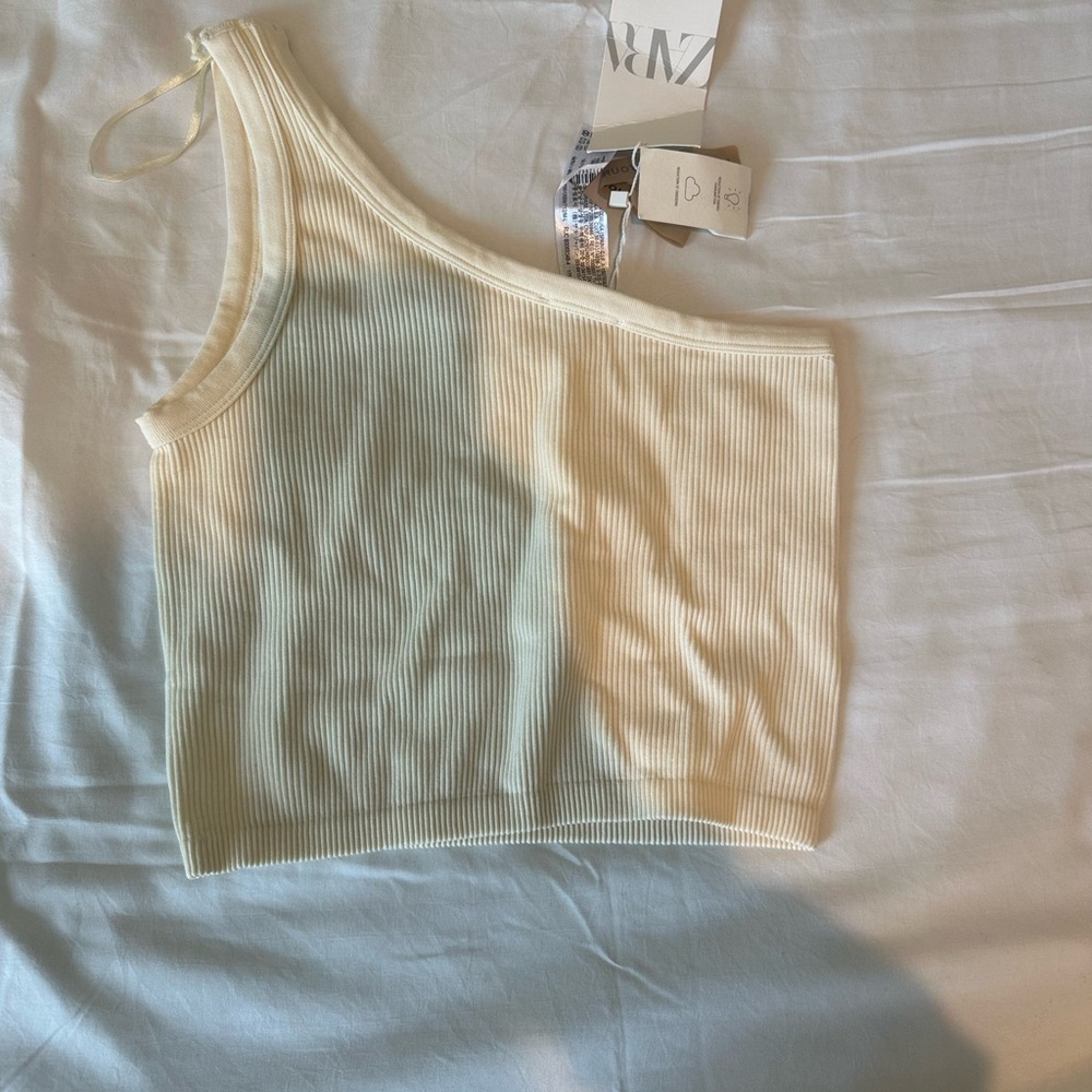 Zara Top - Picture 4 of 4